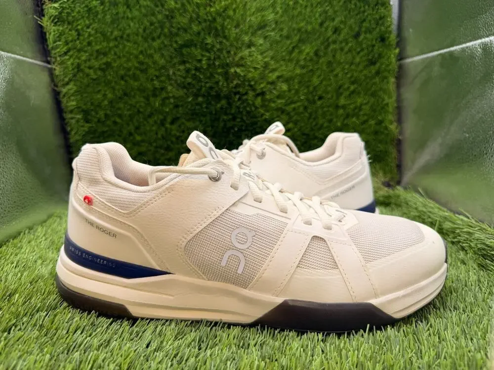 On Running The Roger Clubhouse Pro LC 3WE30560852 Athletic Shoes Womens 11 White